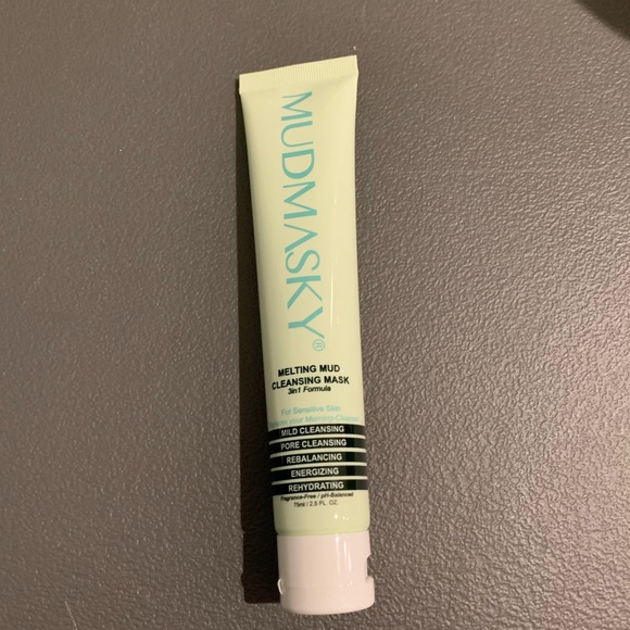 NWT Mudmasky Melting Mud Cleansing Mask - Picture 2 of 2